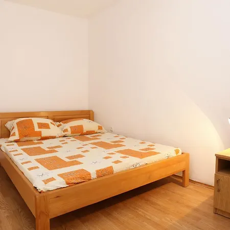 Apartment By The Sea Trpanj, Peljesac - 10047 Trpanj
